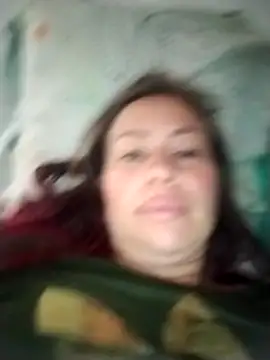 LaraCaliente online show from 02.15.26