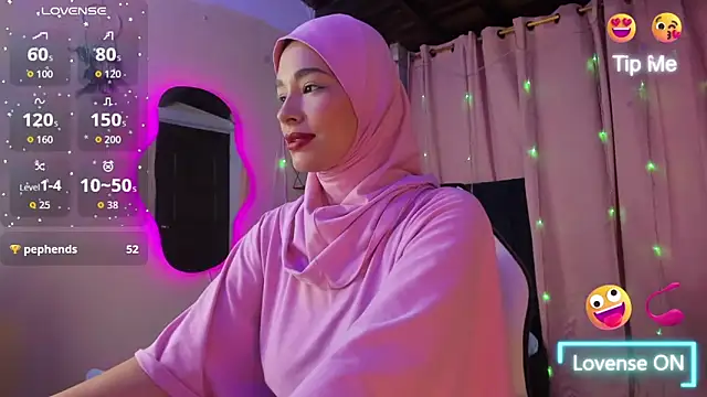 ShanaJamil online show from 10.25.25