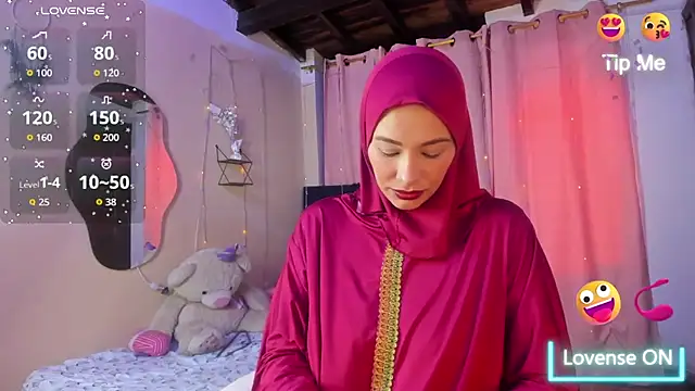 ShanaJamil online show from 11.08.25