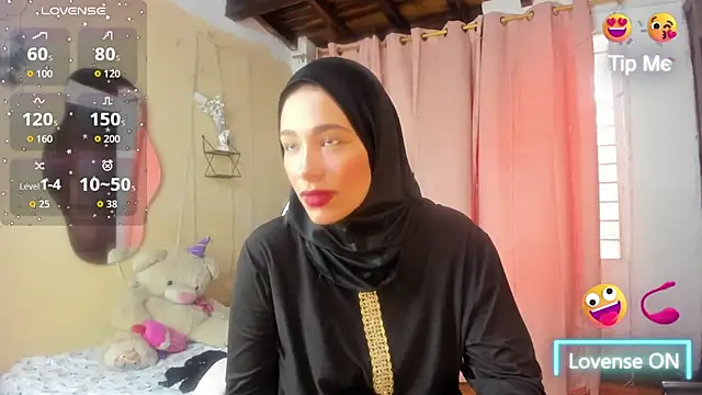 ShanaJamil online show from 11.20.25