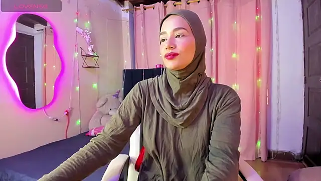 ShanaJamil online show from 02.07.26