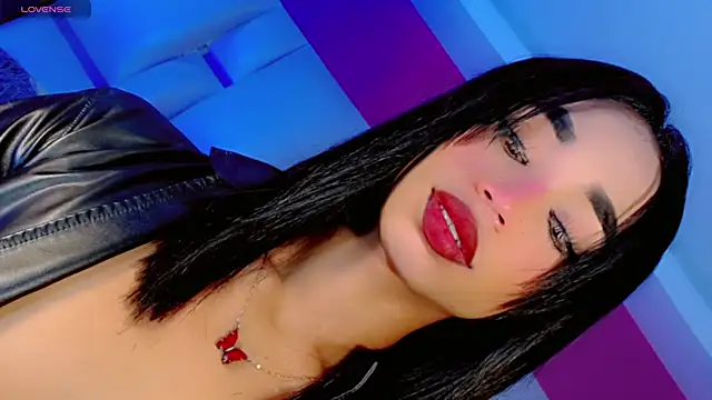 JessiscaWalker online show from 12.13.25