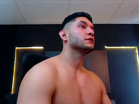 Snapshot of RichardMilleer chatting on 09.29.25 RichardMilleer online show from 09.29.25