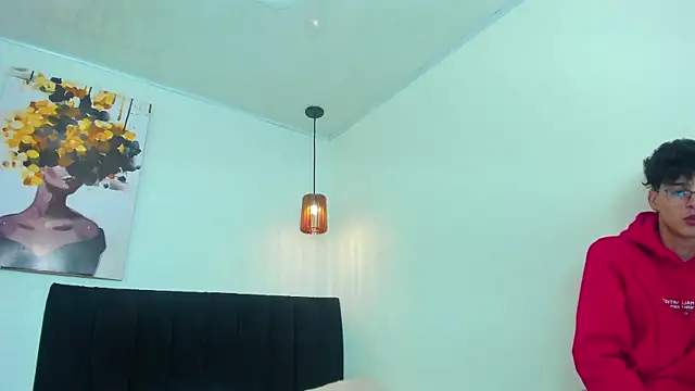  ruby red online show from 10.07.25