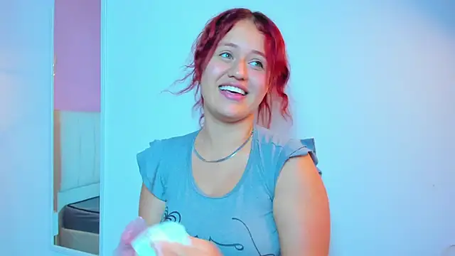  ruby red online show from 11.04.25