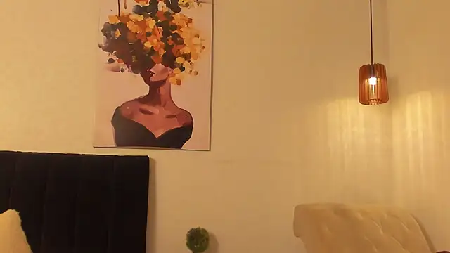  ruby red online show from 11.06.25