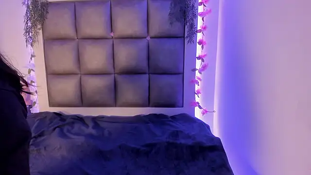 Snapshot of abbiecollins_js chatting on 02.10.26 abbiecollins js online show from 02.10.26