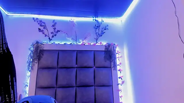 Snapshot of abbiecollins_js chatting on 03.01.26 abbiecollins js online show from 03.01.26