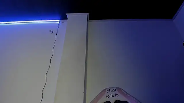 abbiecollins js online show from 04.03.26