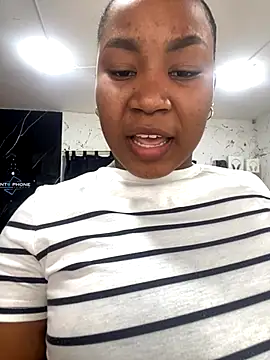 Snapshot of Karol_sexy23 chatting on 10.25.25 Karol sexy23 online show from 10.25.25