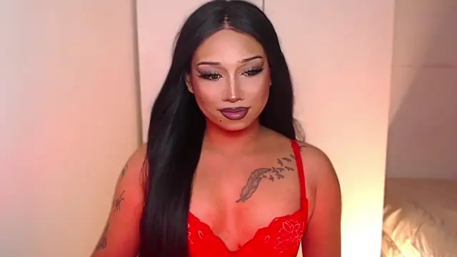 WomanOfYourDreams online show from 09.17.25