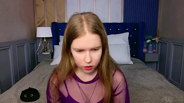 Snapshot of Alida_Brice chatting on 02.04.26 Alida Brice online show from 02.04.26