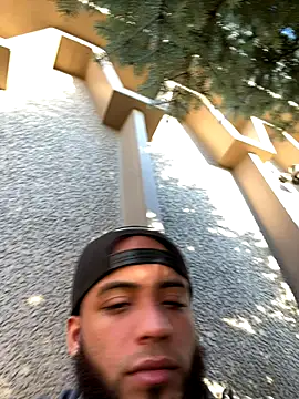 LeoPR00 online show from 10.18.25