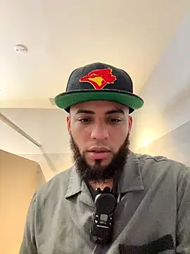 LeoPR00 online show from 12.17.25