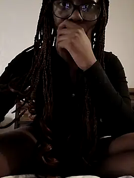 unknownleah online show from 09.13.25