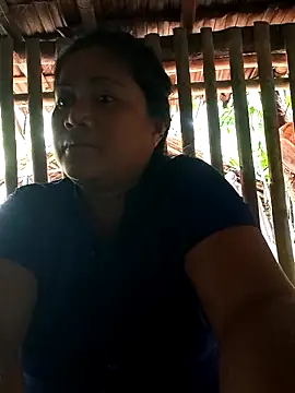 Snapshot of slutty_pinay12 chatting on 10.25.25 slutty pinay12 online show from 10.25.25