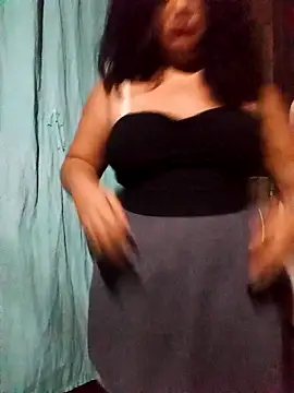 Snapshot of slutty_pinay12 chatting on 11.30.25 slutty pinay12 online show from 11.30.25