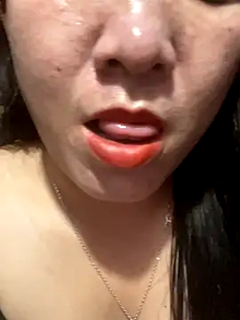 Luna-ass online show from 10.26.25