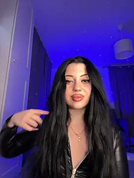 Snapshot of SexyNixy chatting on 11.04.25 SexyNixy online show from 11.04.25