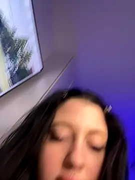 Snapshot of SexyNixy chatting on 11.18.25 SexyNixy online show from 11.18.25