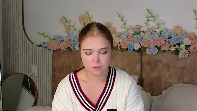 Snapshot of Lilith_Bonheur chatting on 04.28.26 Lilith Bonheur online show from 04.28.26