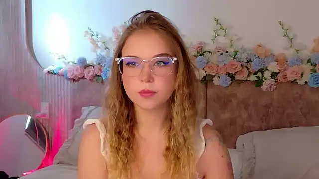 Snapshot of Lilith_Bonheur chatting on 04.30.26 Lilith Bonheur online show from 04.30.26