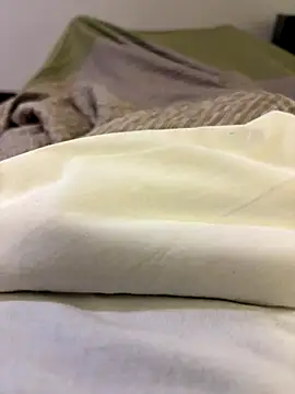 Snapshot of 1HOEBOSS chatting on 11.13.25 1HOEBOSS online show from 11.13.25