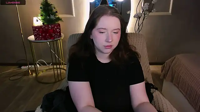 Selena Muse online show from 12.14.25