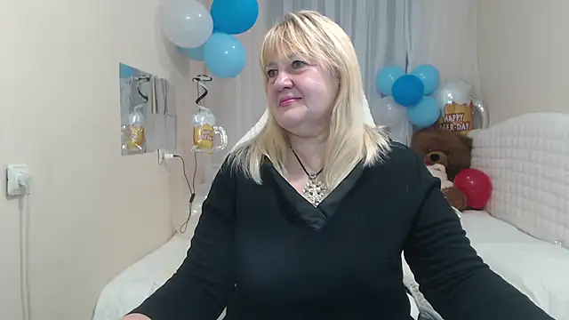 EmmaEllison online show from 10.04.25