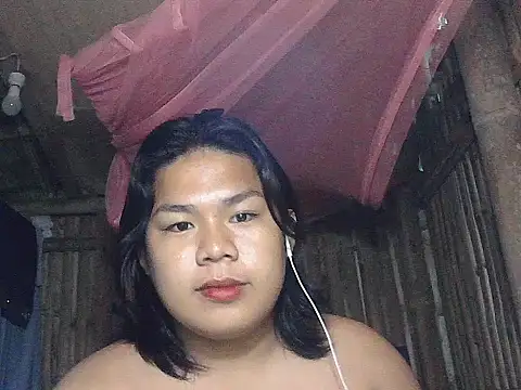 Huntrix2025 online show from 04.04.26