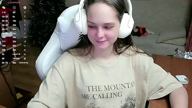 SharybbFace online show from 11.28.25