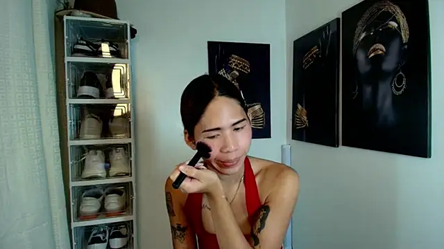 Snapshot of CandySweetCock chatting on 10.16.25 CandySweetCock online show from 10.16.25