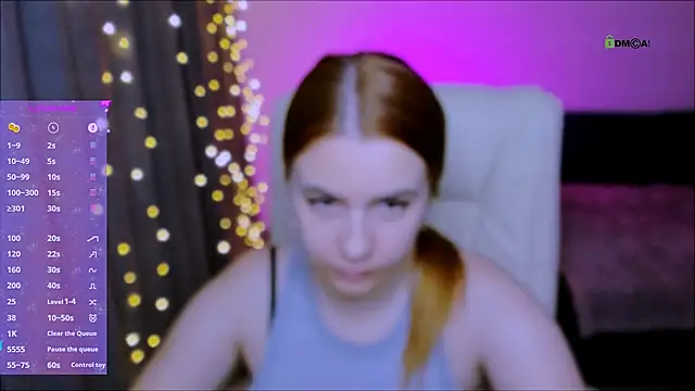 Snapshot of red__dizzy chatting on 10.29.25 red dizzy online show from 10.29.25