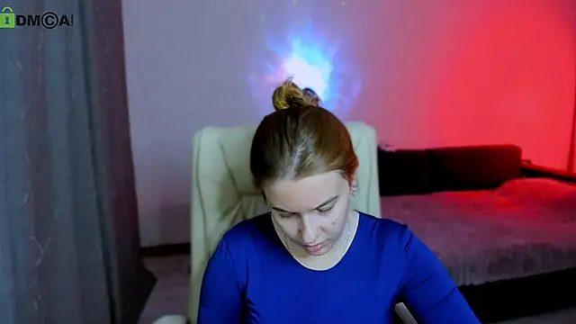 Snapshot of red__dizzy chatting on 12.01.25 red dizzy online show from 12.01.25