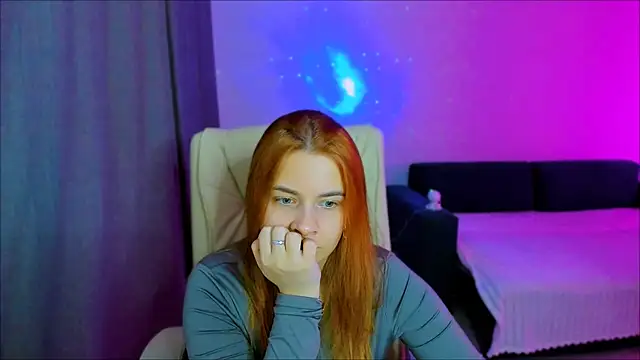 Snapshot of red__dizzy chatting on 01.05.26 red dizzy online show from 01.05.26