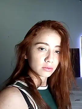 Snapshot of Antonella_RiosFG chatting on 09.21.25 Antonella RiosFG online show from 09.21.25