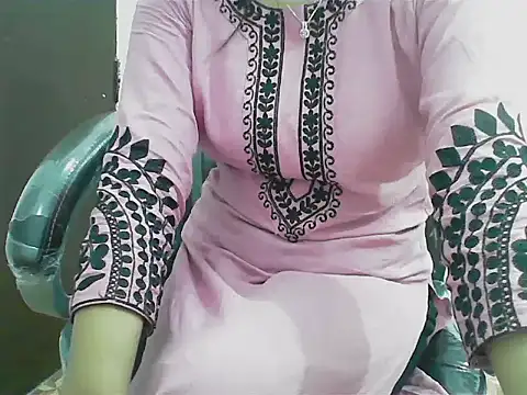 short girl  online show from 03.19.26