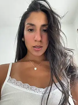 MaddyX   online show from 02.25.26