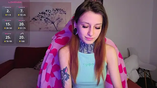 LilithPoison online show from 09.14.25