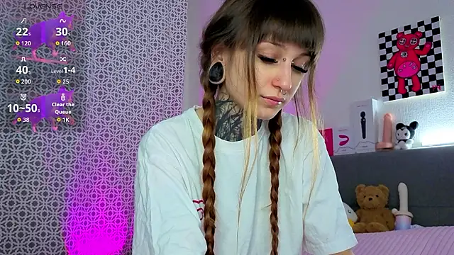 LilithPoison online show from 02.05.26