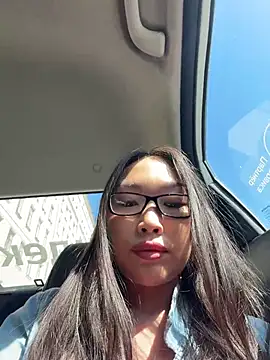 Snapshot of AdriaNochi chatting on 07.18.26 AdriaNochi online show from 07.18.26