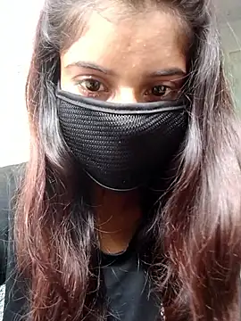 Snapshot of Aaisha-16 chatting on 09.20.25 Aaisha-16 online show from 09.20.25