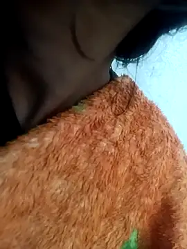 Snapshot of Aaisha-16 chatting on 02.27.26 Aaisha-16 online show from 02.27.26