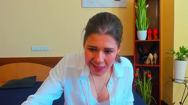 Joannia online show from 09.22.25