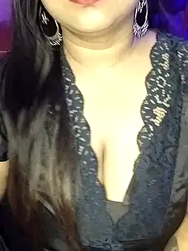 Snapshot of Chubby_bhabhi_ chatting on 02.08.26 Chubby bhabhi online show from 02.08.26