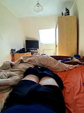 onsamuse62 online show from 09.23.25