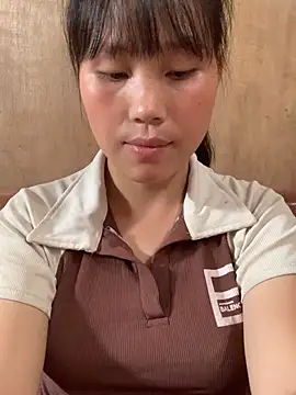 huong-18 online show from 10.20.25