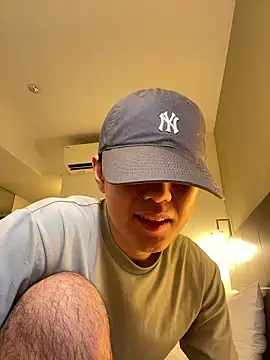 Snapshot of KAMESAN08 chatting on 09.27.25 KAMESAN08 online show from 09.27.25