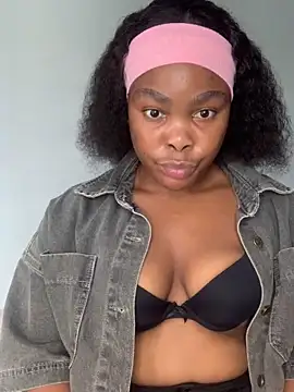 Snapshot of Hornysweetheart chatting on 03.02.26 Hornysweetheart online show from 03.02.26