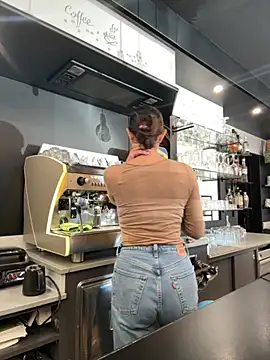 Snapshot of ainaht chatting on 11.25.25 ainaht online show from 11.25.25